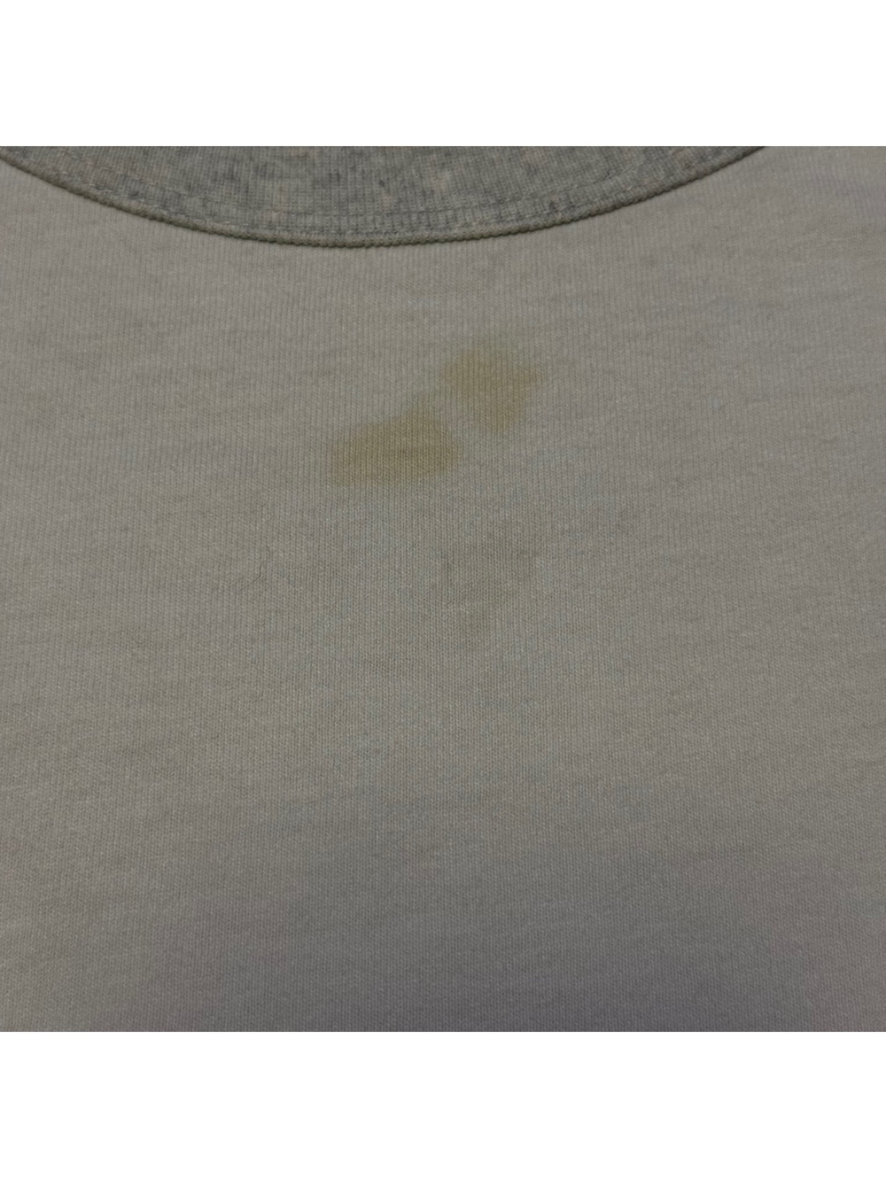 2000s basic white tee - Picture 3 of 5
